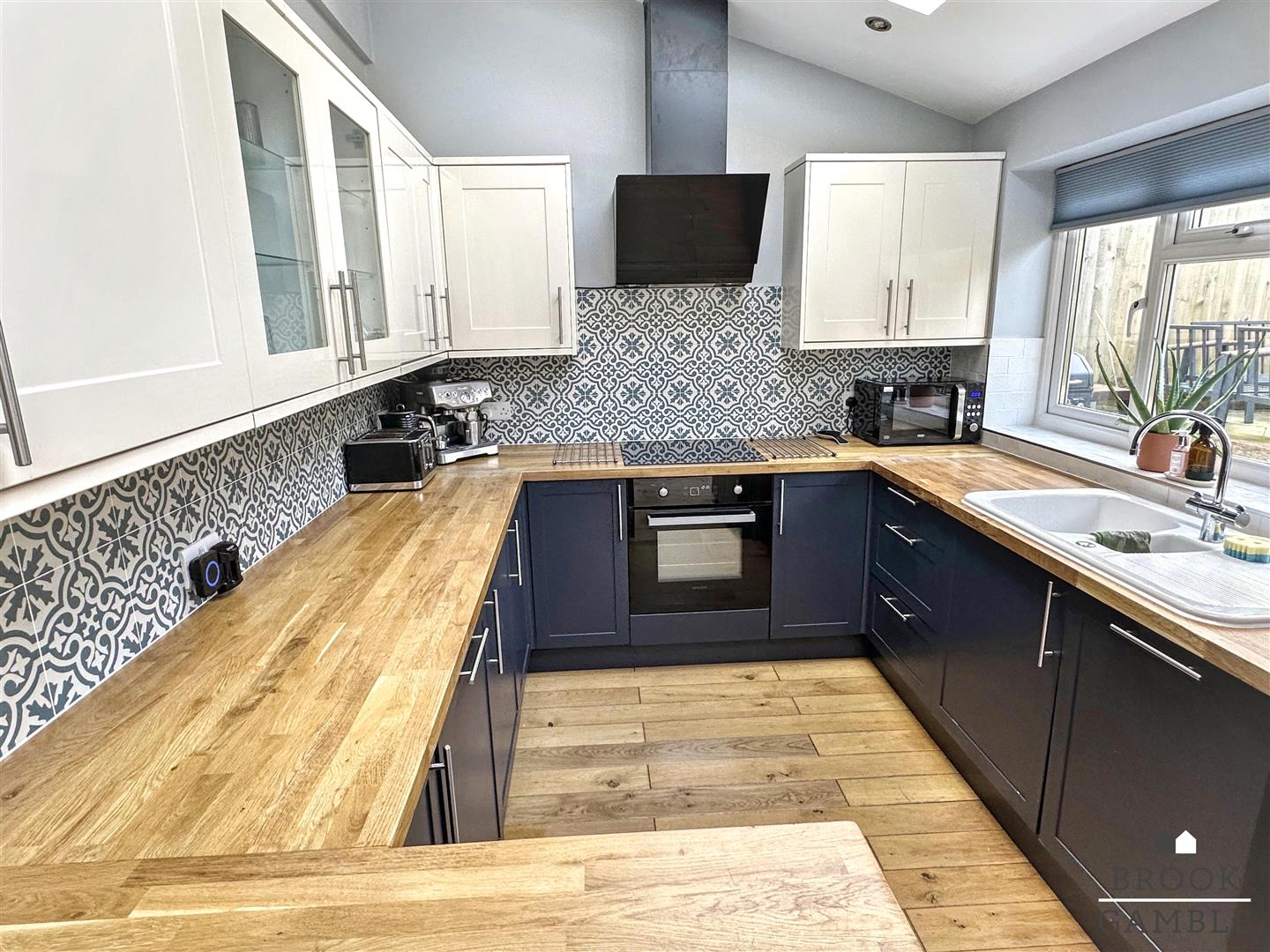 3 Bedroom House. Victoria Drive in Eastbourne,  11